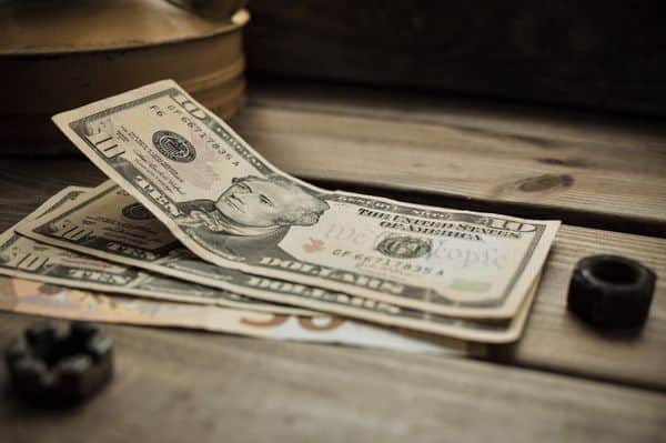 How To Make 10 Dollars Fast! 32 Quick Methods