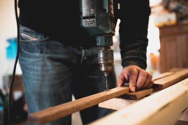 How To Start A WoodWorking Side Hustle Now