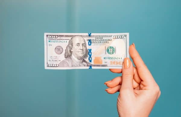 25 Best Side Hustles To Start With $100