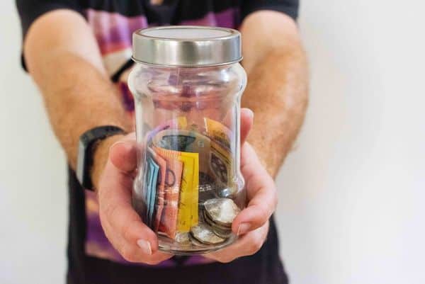 42 Money Saving Hacks To Save Money Easily